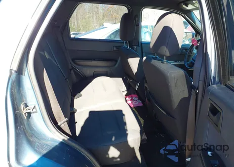 2012 Ford Escape Xlt z USA, uszkodzony, nr VIN 1FMCU0D7XCKB19168